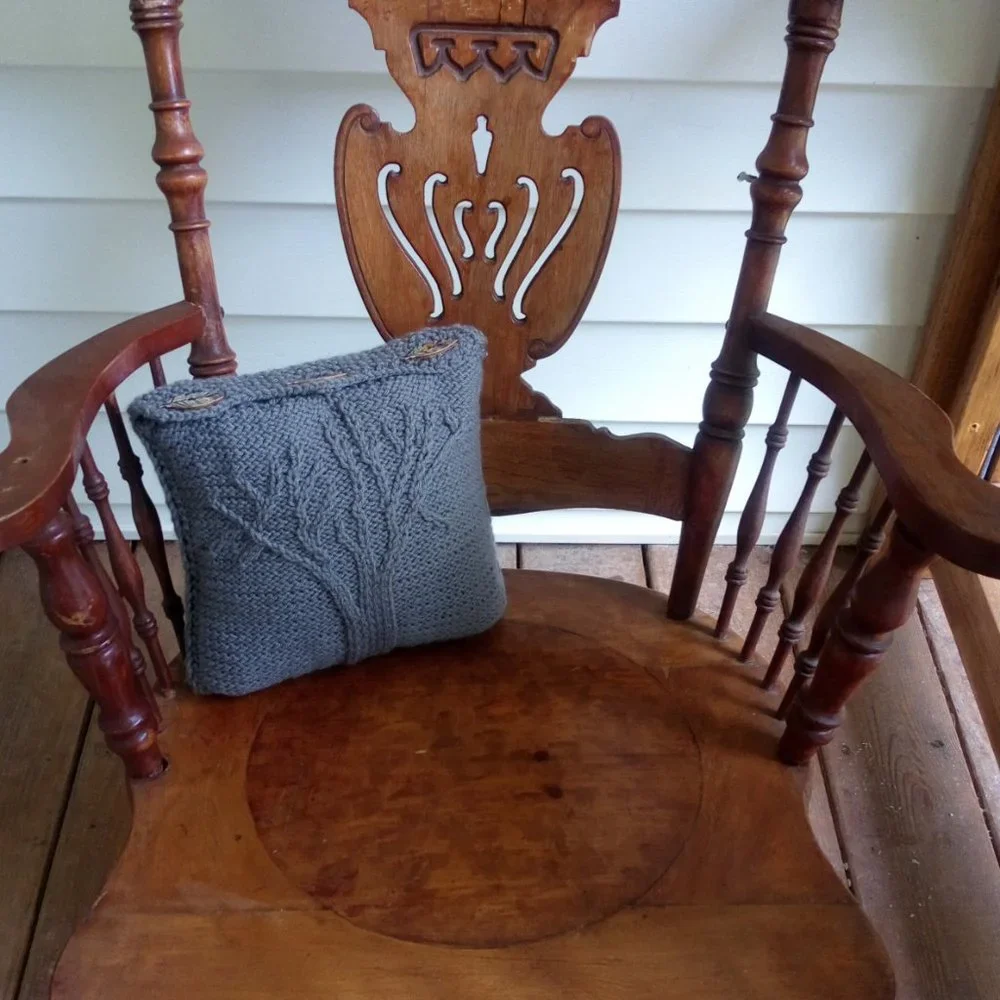 Hand Crafted Knit Throw Pillow Tree Leaf Gray Button Cable Home Decor Cabin…